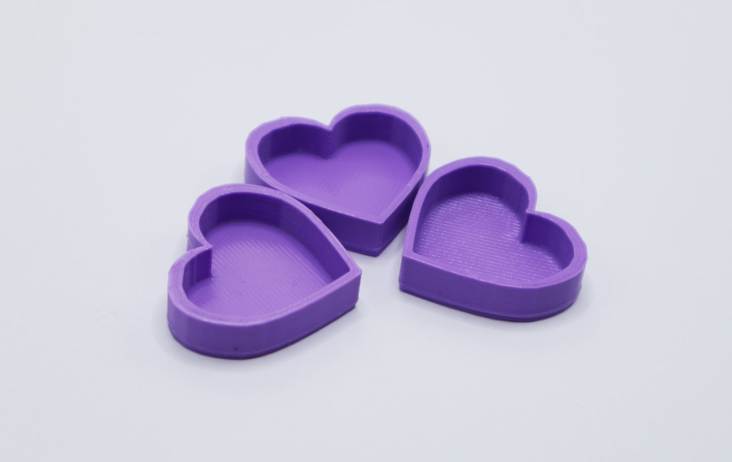 3X Heart-Shaped Calcium Dishes